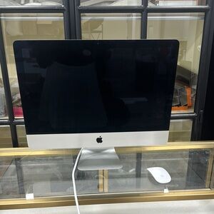 COPY - Apple iMac with Magic Mouse - Silver